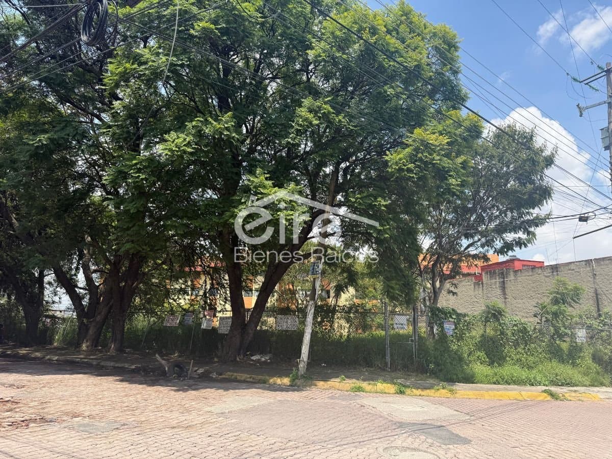 Terreno en venta en Cerro del Tesoro, Tlaquepaque | 689.62 m²