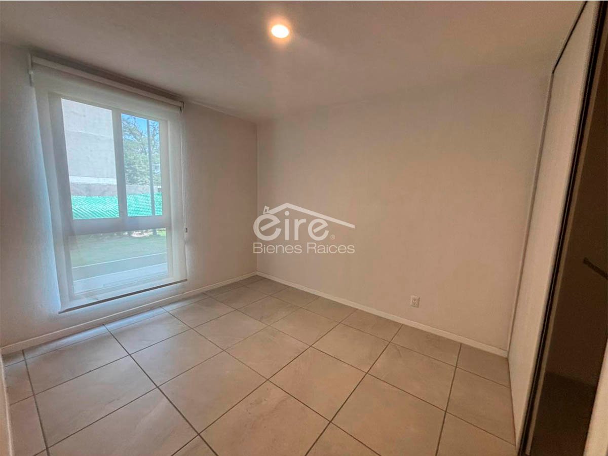 10 Departamento en Venta Por Periférico Norte | Planta Baja | 3 Recámaras — 3 rec
