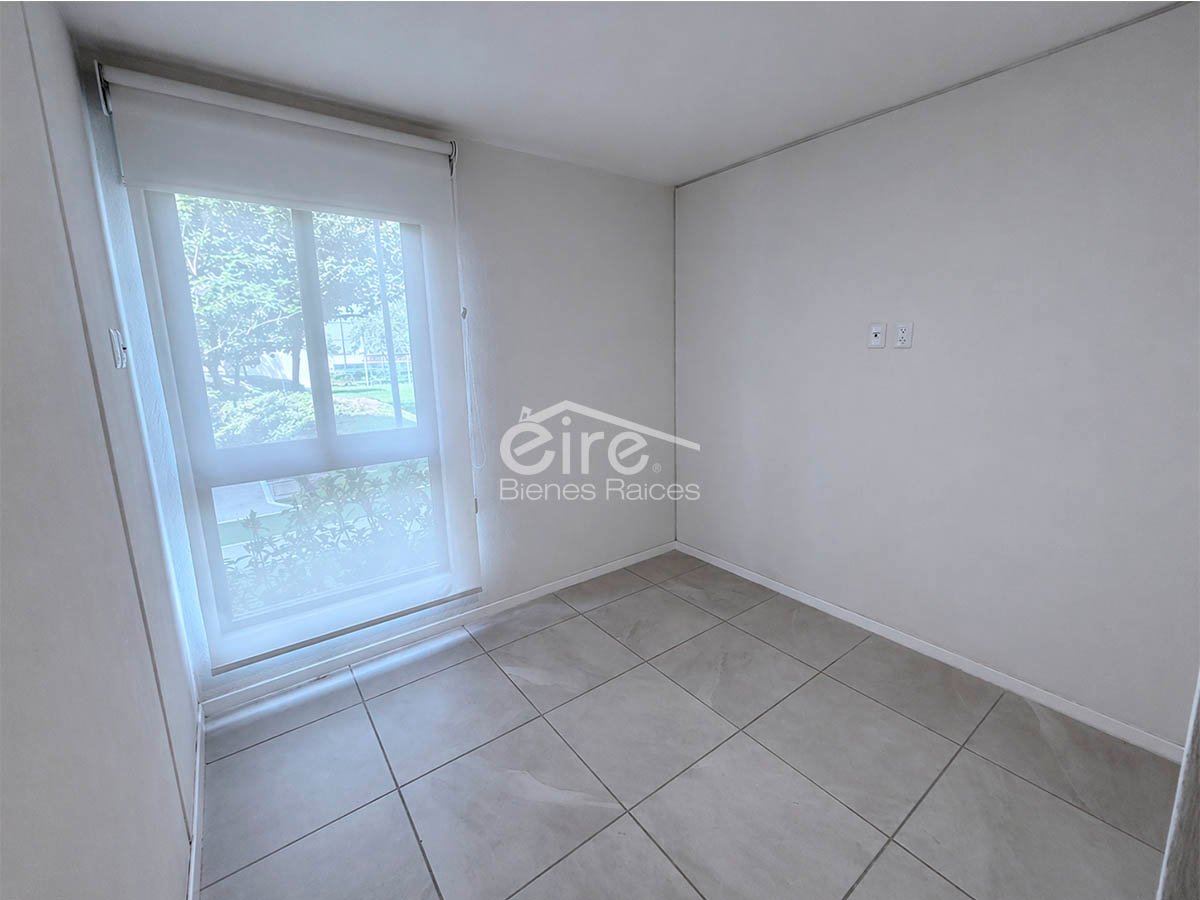 13 Departamento en Venta Por Periférico Norte | Planta Baja | 3 Recámaras — 3 rec