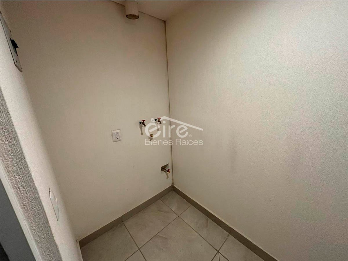 15 Departamento en Venta Por Periférico Norte | Planta Baja | 3 Recámaras — 3 rec