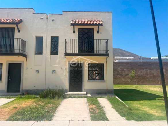 Casa en venta en Residencial Alta California | 2 recámaras y amenidades