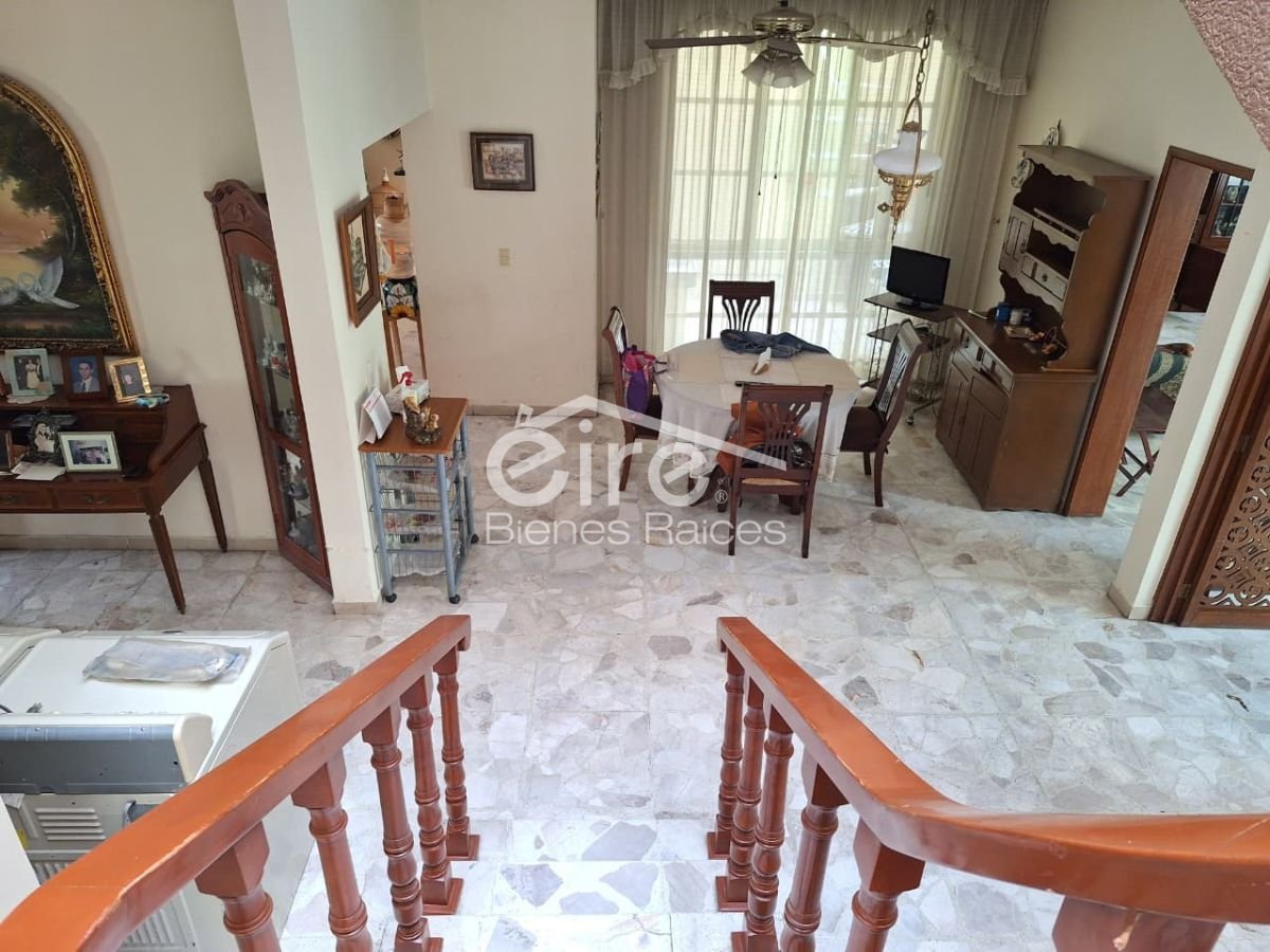 Casa en Venta en Prados Providencia, Guadalajara | 3 Pisos, 6 Habitaciones y Terraza Con Jardín — 6