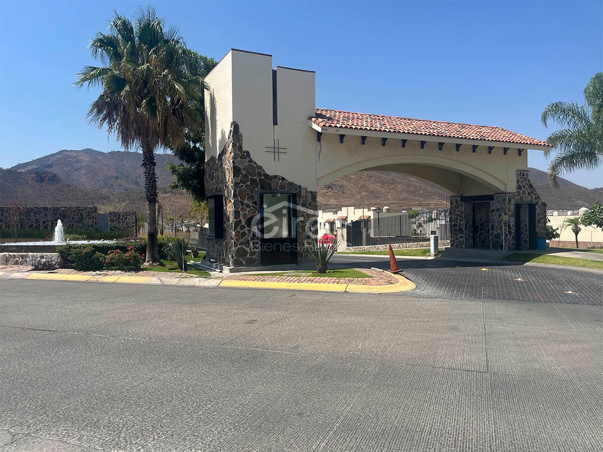 Casa en venta en Residencial Alta California | 2 recámaras y amenidades