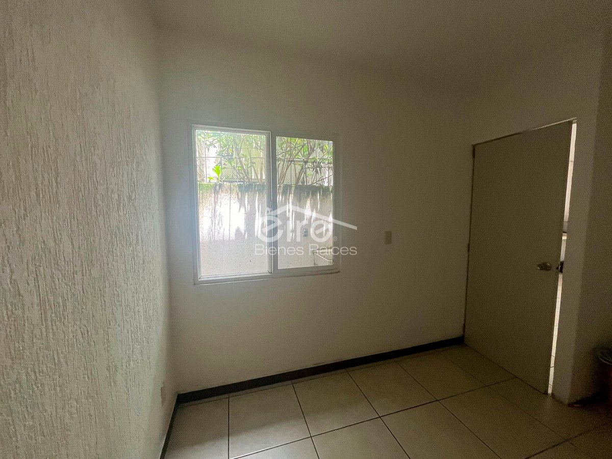 Casa en Venta en Fraccionamiento Acacias, Tala, Jalisco. — 3 rec · 85.00 m²