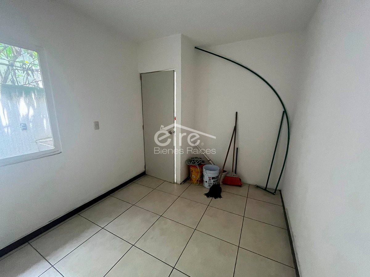 Casa en Venta en Fraccionamiento Acacias, Tala, Jalisco. — 3 rec · 85.00 m²