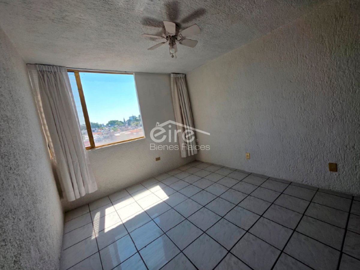 Departamento en venta en Italia Providencia, Guadalajara | 3 recámaras + estudio