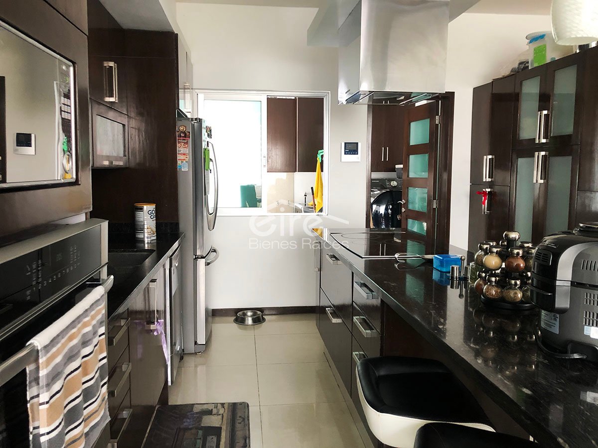 Casa en venta en Bosque de Santa Anita, Tlajomulco de Zúñiga