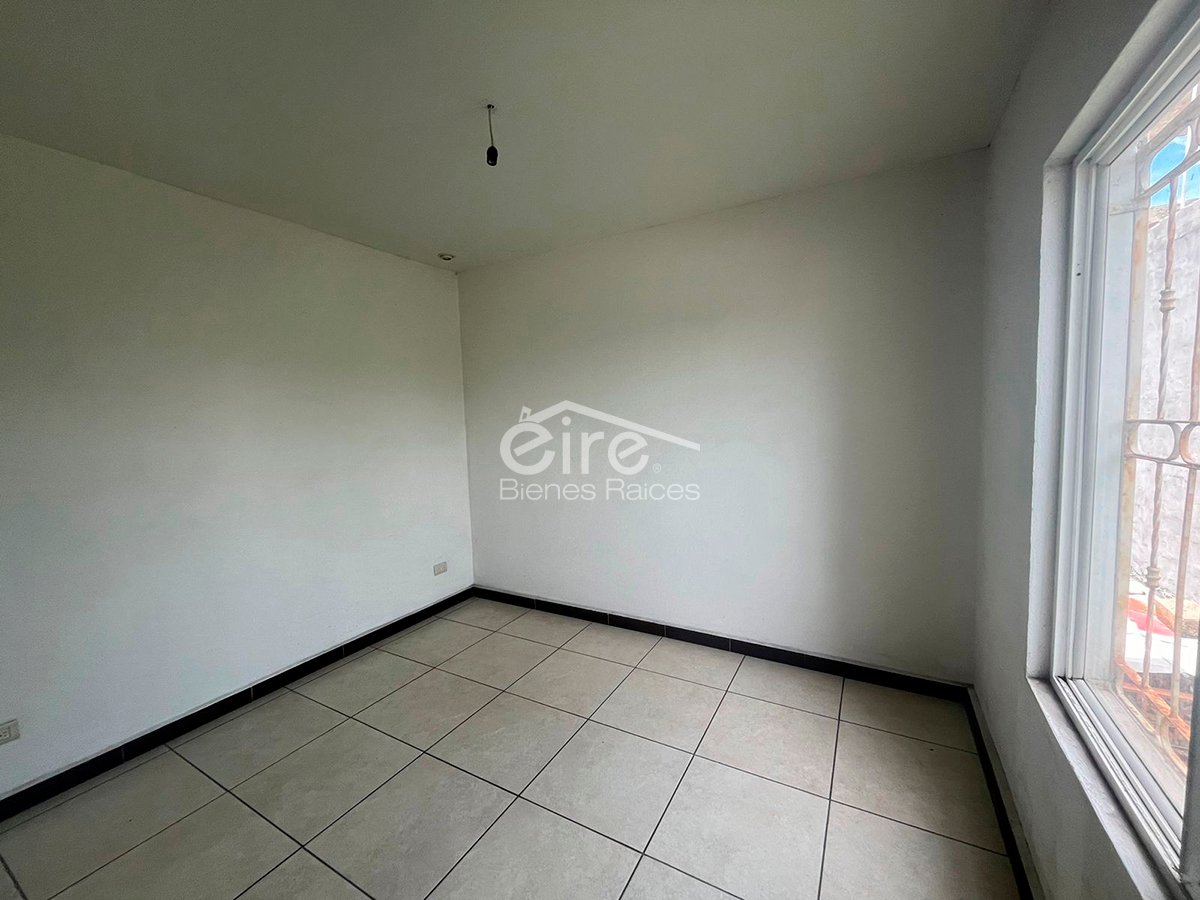 Casa en Venta en Fraccionamiento Acacias, Tala, Jalisco. — 3 rec · 85.00 m²