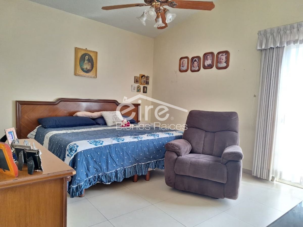 Casa en Venta en Prados Providencia, Guadalajara | 3 Pisos, 6 Habitaciones y Terraza Con Jardín — 6