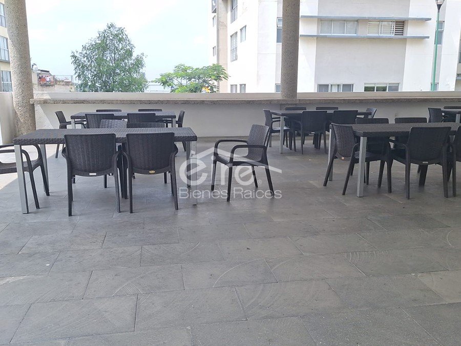 14.1 Departamento en venta en Tlaquepaque | 3 recámaras, 2 estacionamientos y amenidades