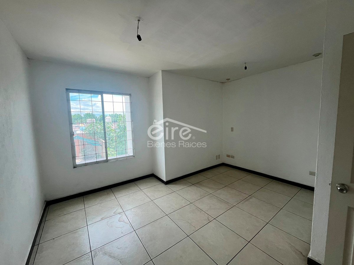 Casa en Venta en Fraccionamiento Acacias, Tala, Jalisco. — 3 rec · 85.00 m²