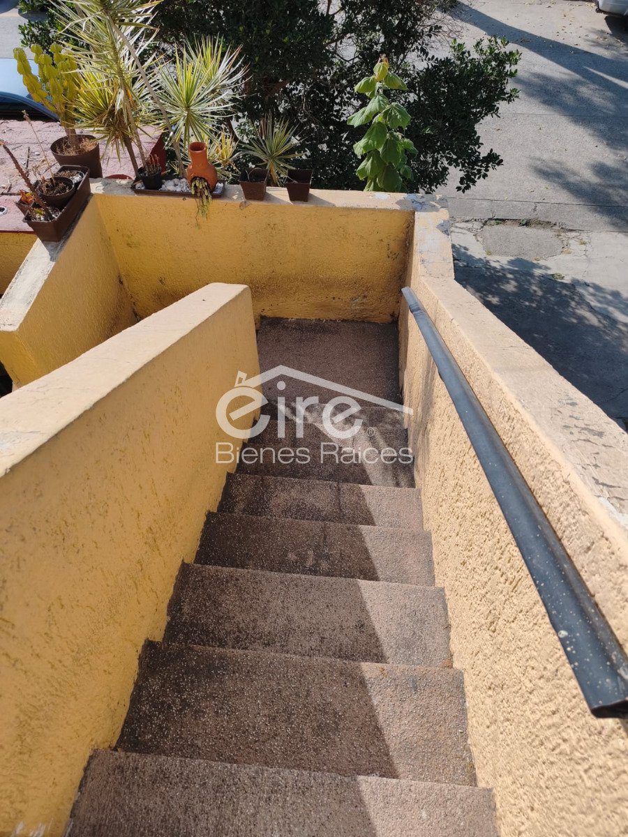 18 Casa en venta en Italia Providencia | Uso habitacional con espacios para oficinas