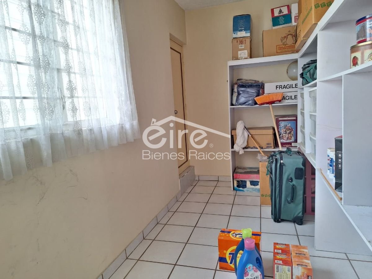 Casa en Venta en Prados Providencia, Guadalajara | 3 Pisos, 6 Habitaciones y Terraza Con Jardín — 6