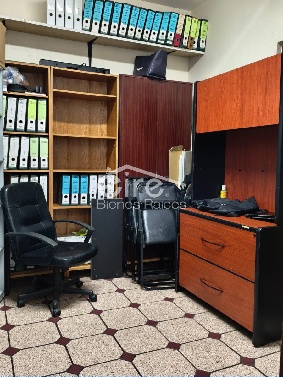 26 Casa en venta en Italia Providencia | Uso habitacional con espacios para oficinas
