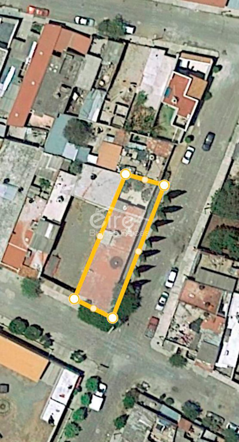 Casa en Venta en Guillermo Prieto, Ciudad Guzmán, Jalisco. — 4 rec · 202.00 m²