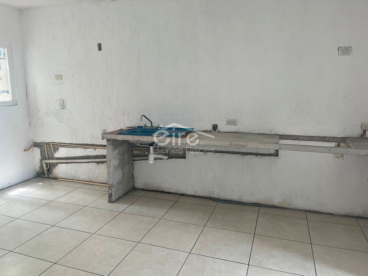 Casa en Venta en Fraccionamiento Acacias, Tala, Jalisco. — 3 rec · 85.00 m²