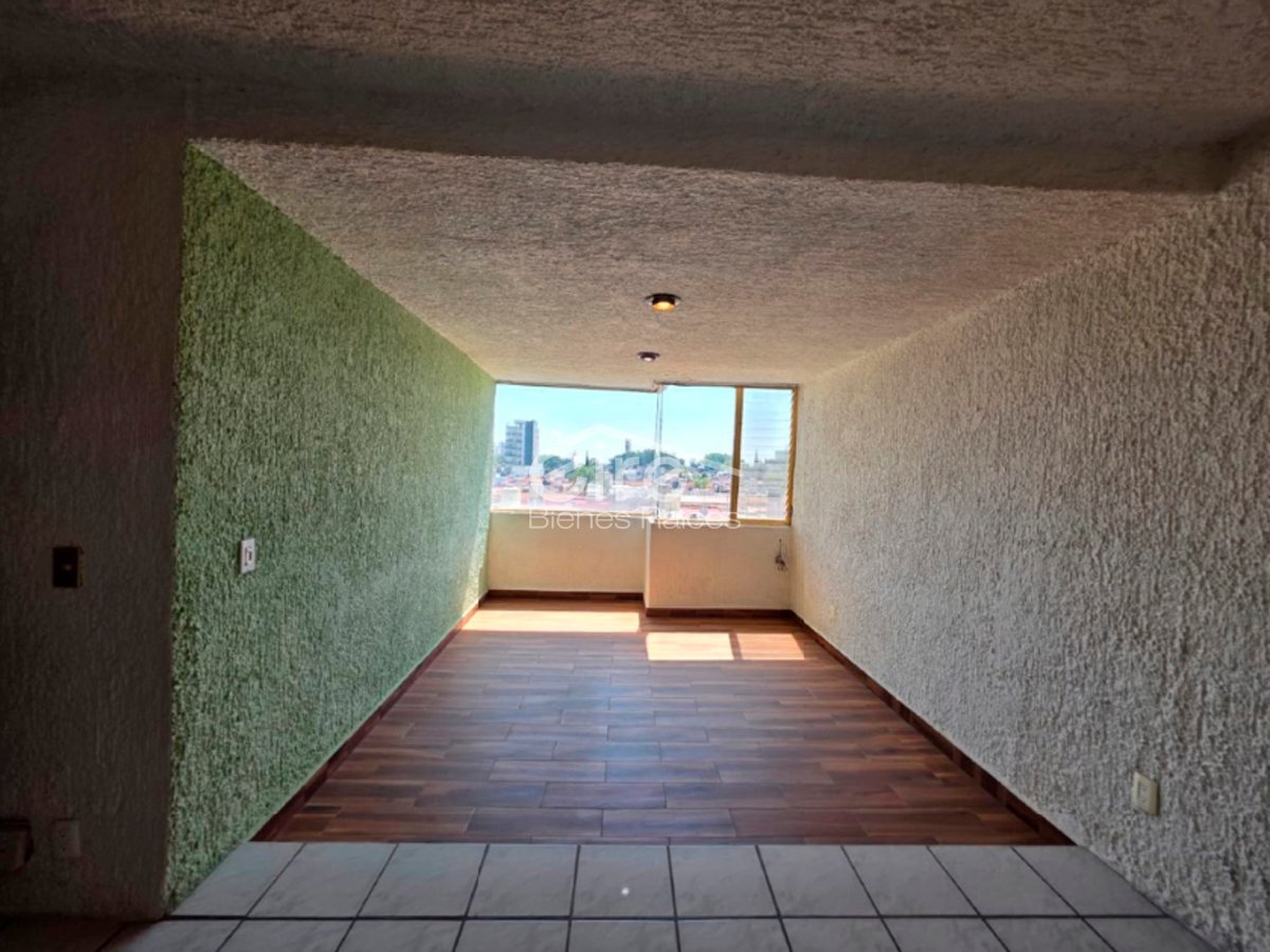 Departamento en venta en Italia Providencia, Guadalajara | 3 recámaras + estudio