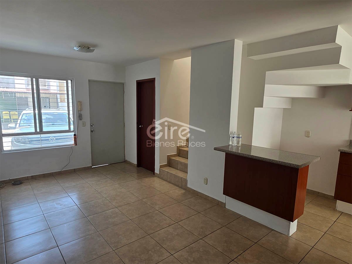 Casa en Venta en Campo Real, Nuevo México, Zapopan | 3 Recámaras y 3 Baños — 3 rec · 96.00 m²