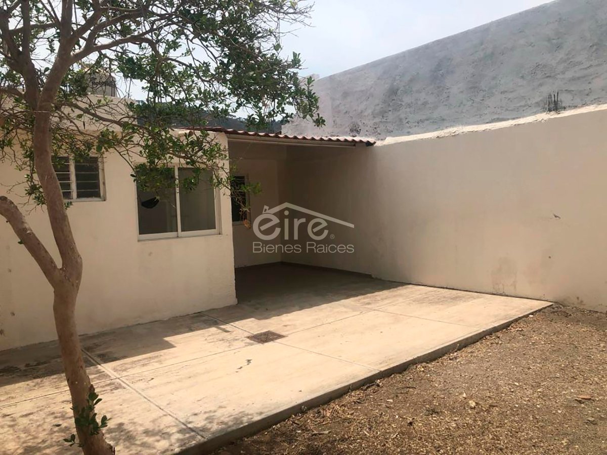 Casa en Venta en Guillermo Prieto, Ciudad Guzmán, Jalisco. — 4 rec · 202.00 m²