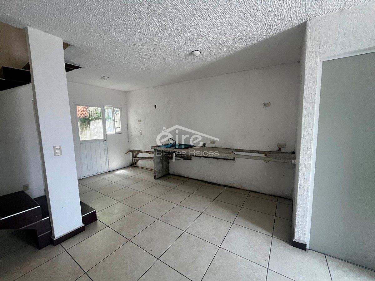 Casa en Venta en Fraccionamiento Acacias, Tala, Jalisco. — 3 rec · 85.00 m²