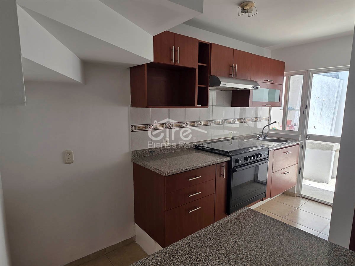 Casa en Venta en Campo Real, Nuevo México, Zapopan | 3 Recámaras y 3 Baños — 3 rec · 96.00 m²