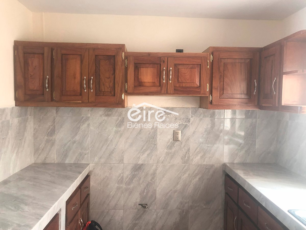Casa en Venta en Guillermo Prieto, Ciudad Guzmán, Jalisco. — 4 rec · 202.00 m²
