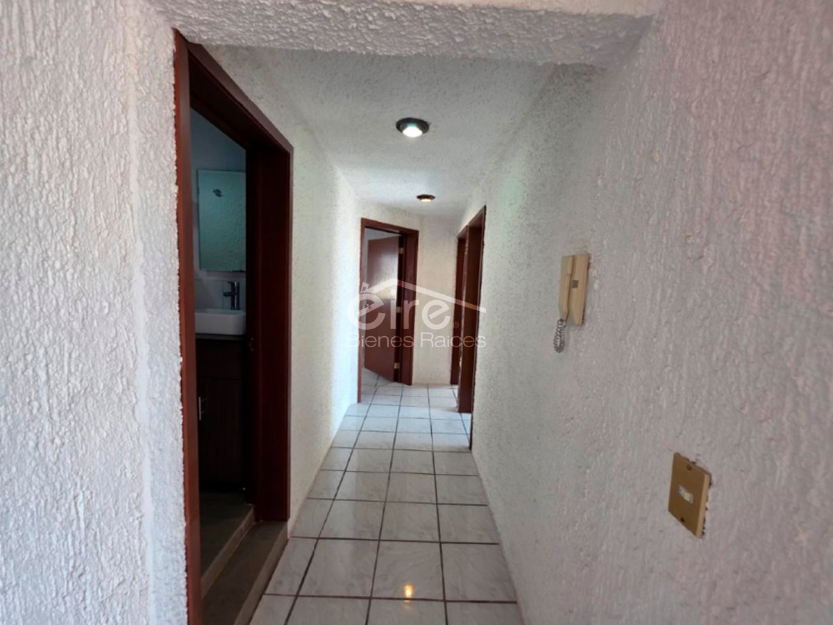 Departamento en venta en Italia Providencia, Guadalajara | 3 recámaras + estudio