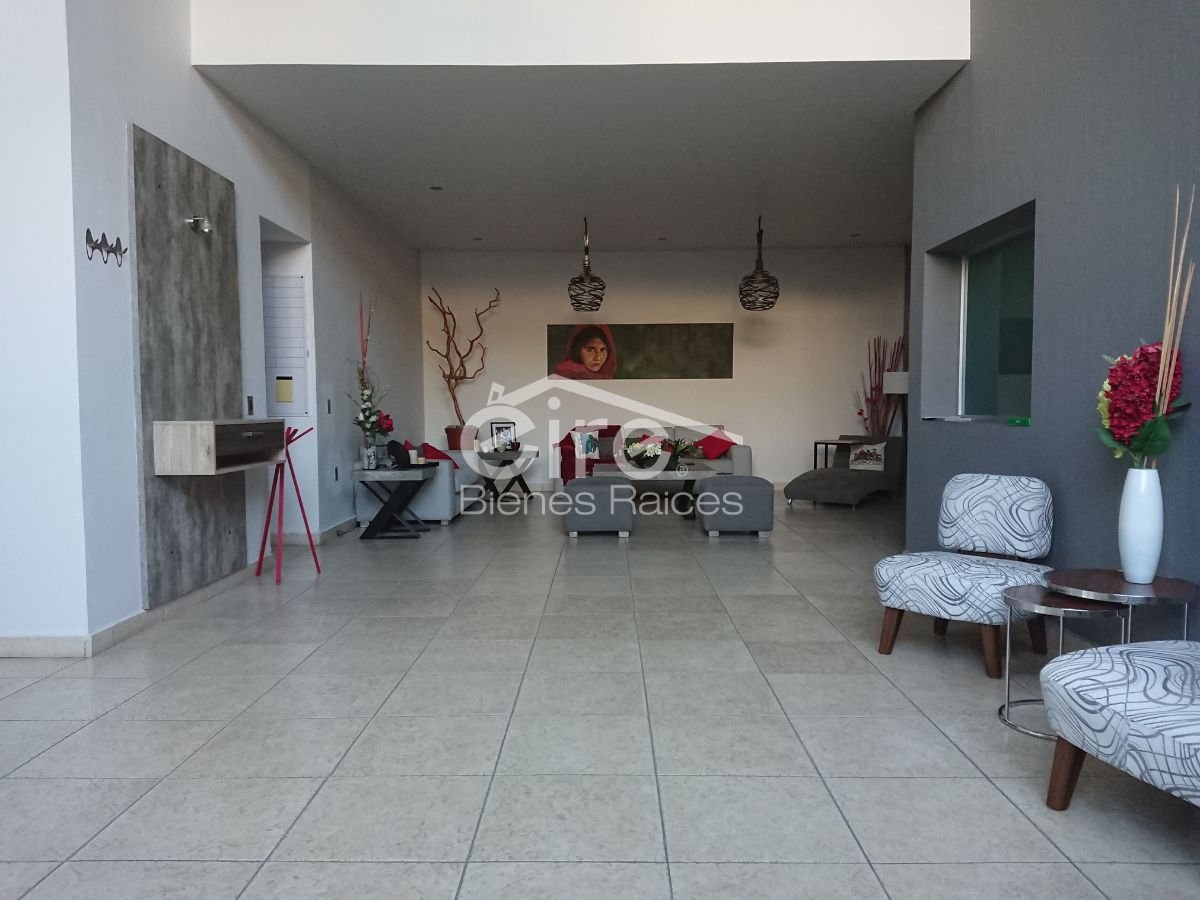 7 Casa en Venta Al Sur de la Ciudad | 1,503 M² de Terreno, Alberca, Terrazas y Cancha — 5 rec · 732.00