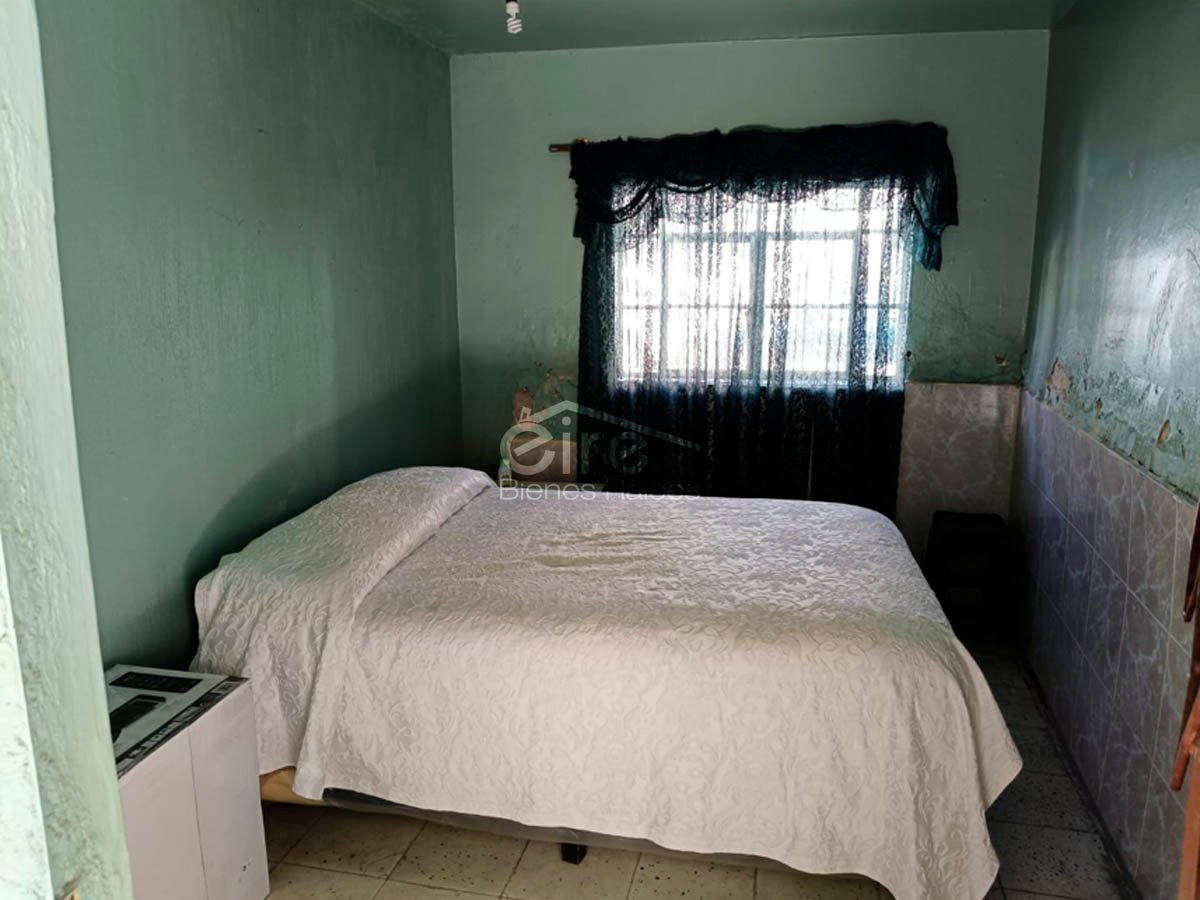 Casa en Venta en Balcones de Oblatos, Guadalajara | 2 Niveles Con Acceso Independiente — 2 rec · 162