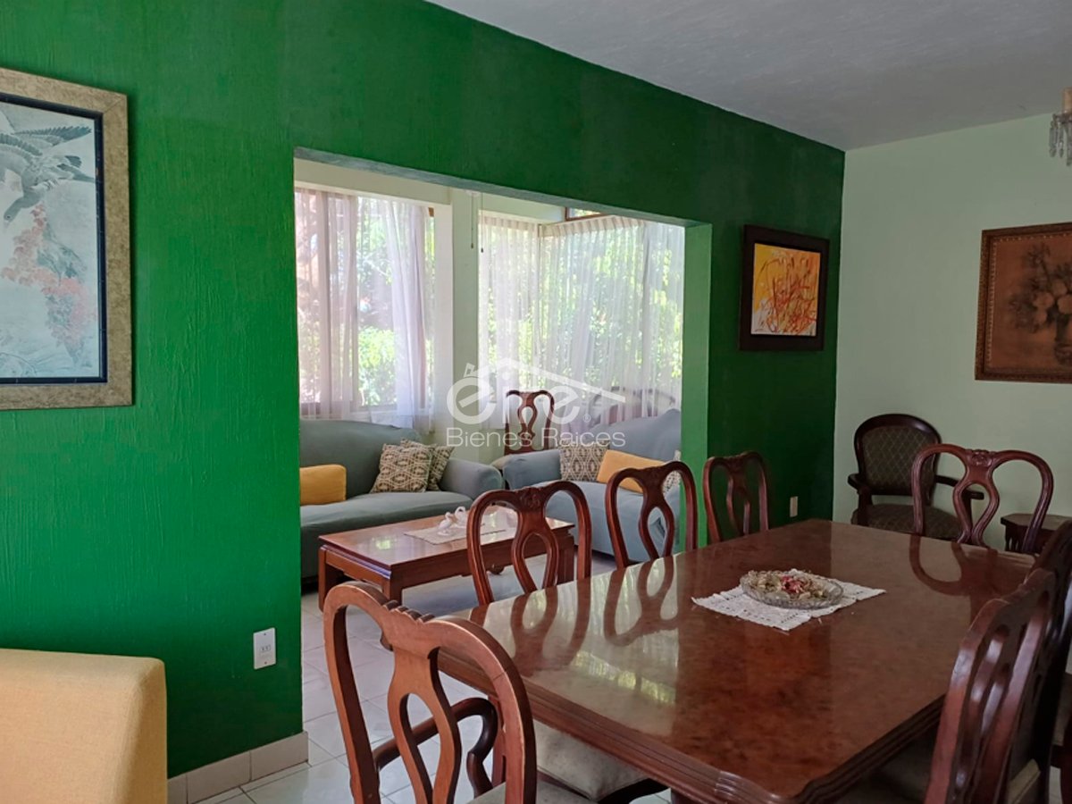 comedor 2 Casa en venta en Italia Providencia | Uso habitacional con espacios para oficinas