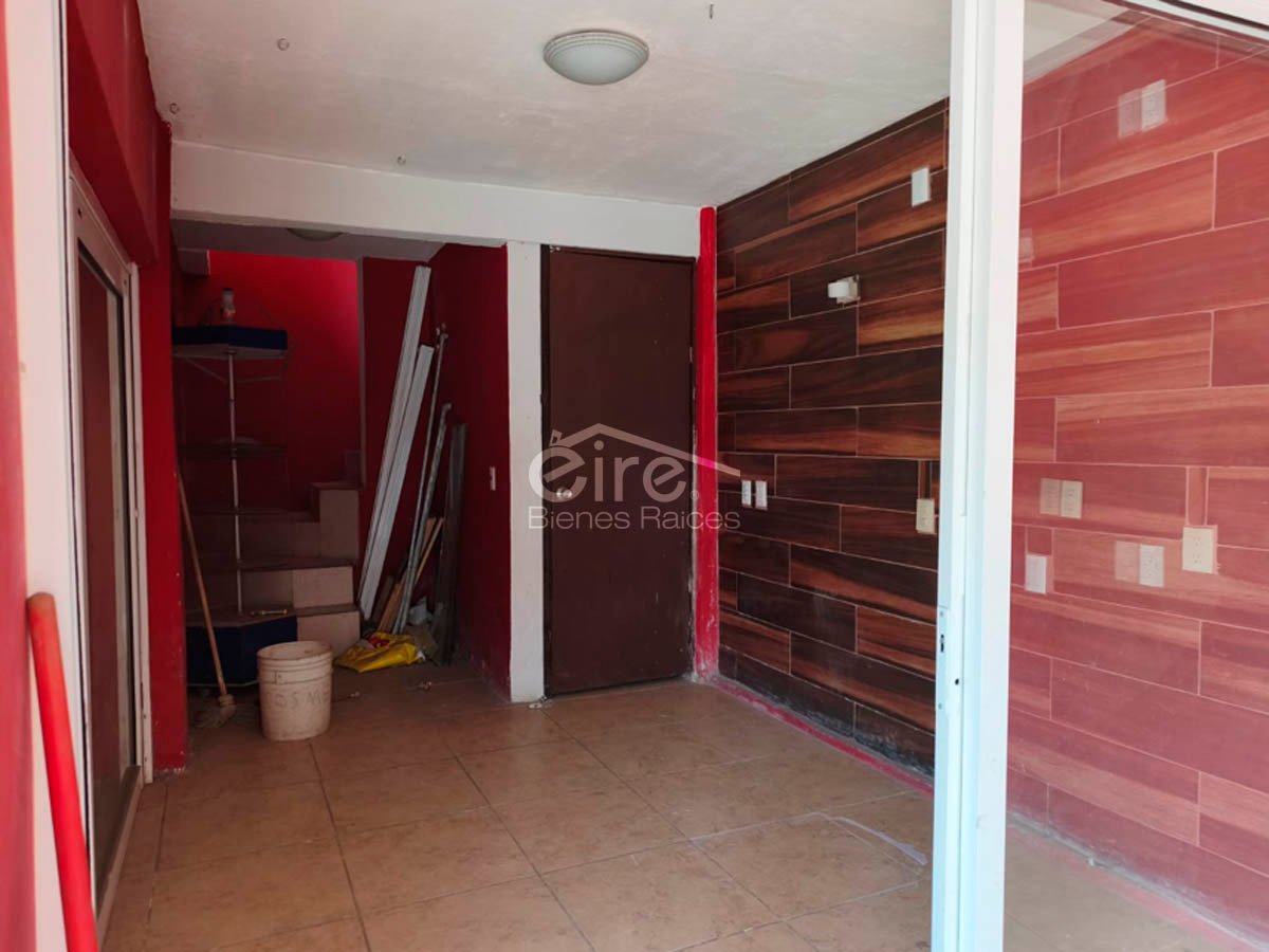 Edificio Comercial en Venta Sobre Av Enrique Díaz de León