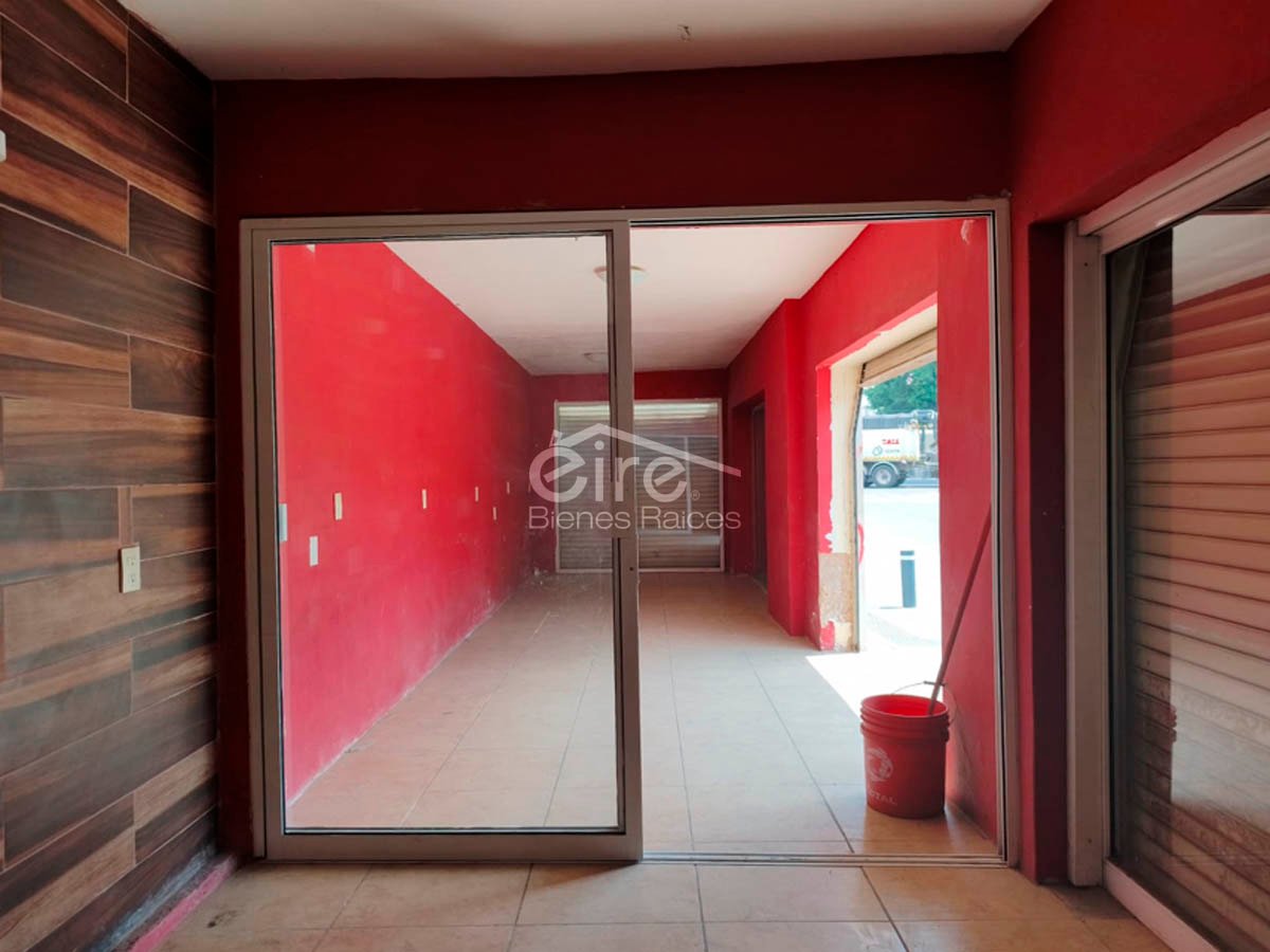 Edificio Comercial en Venta Sobre Av Enrique Díaz de León