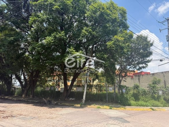 Terreno en venta en Cerro del Tesoro, Tlaquepaque | 689.62 m²