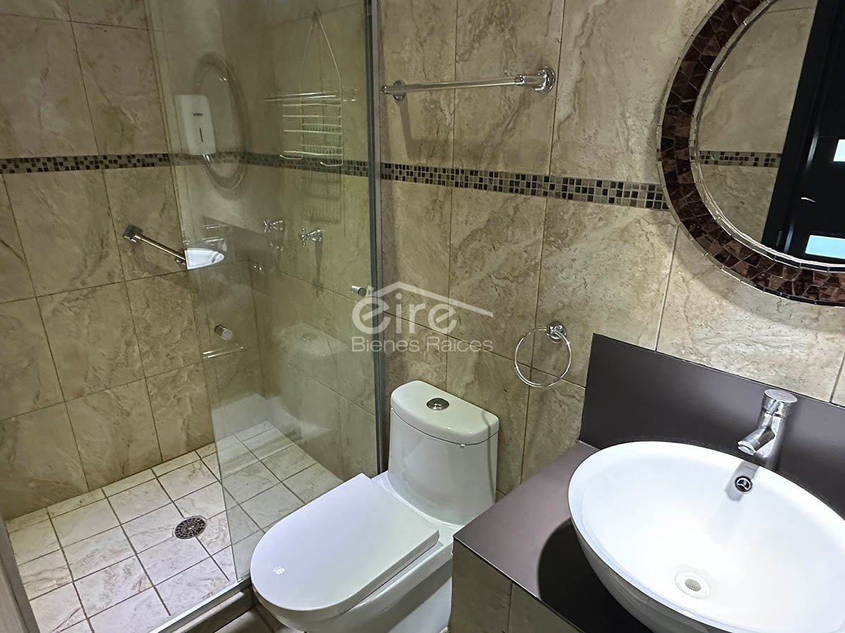 Edificio en venta en Guayabitos | 4 departamentos independientes