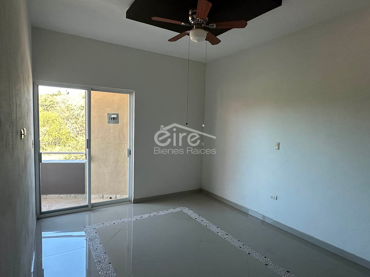 Edificio en venta en Guayabitos | 4 departamentos independientes
