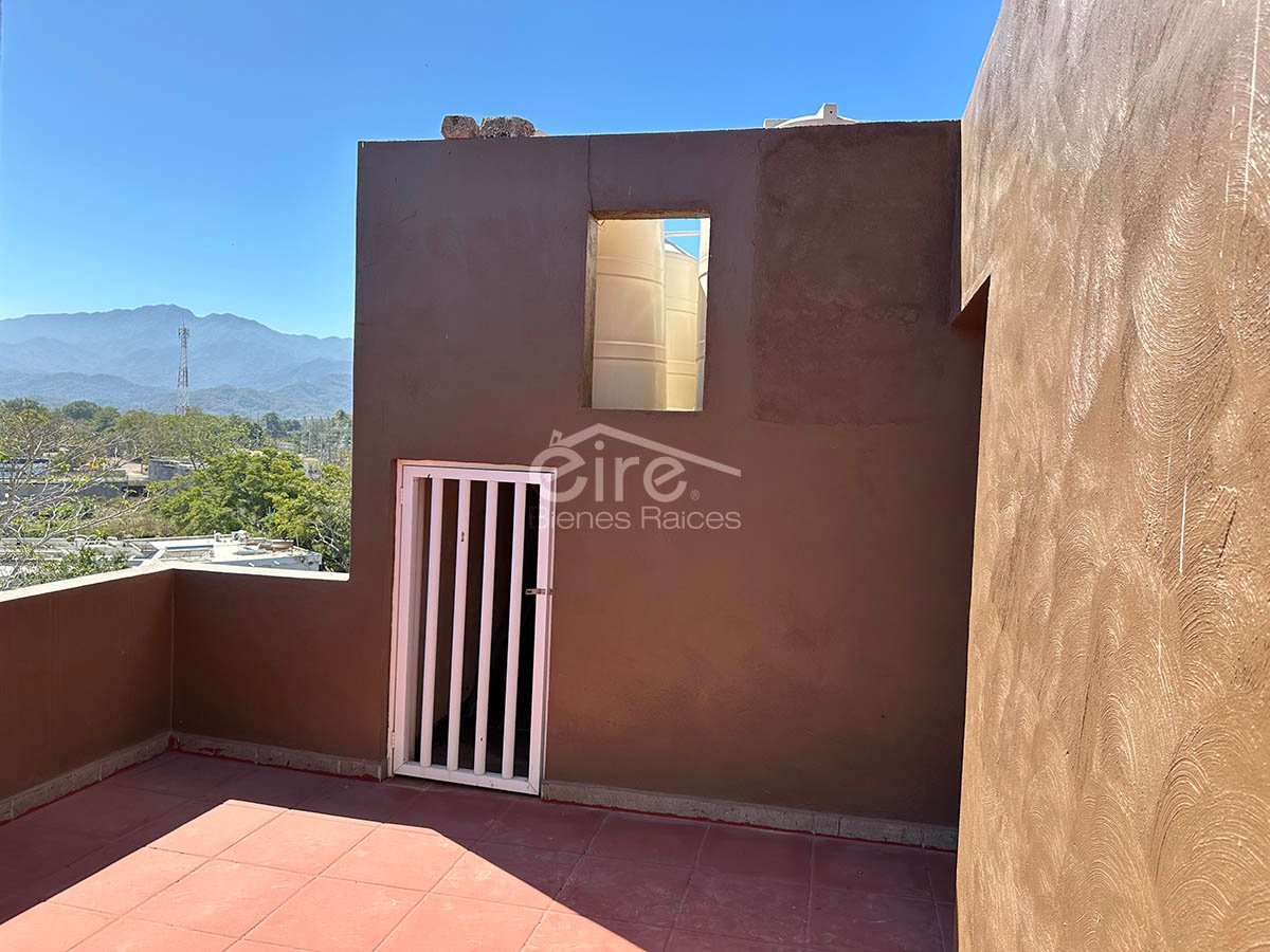 Edificio en venta en Guayabitos | 4 departamentos independientes