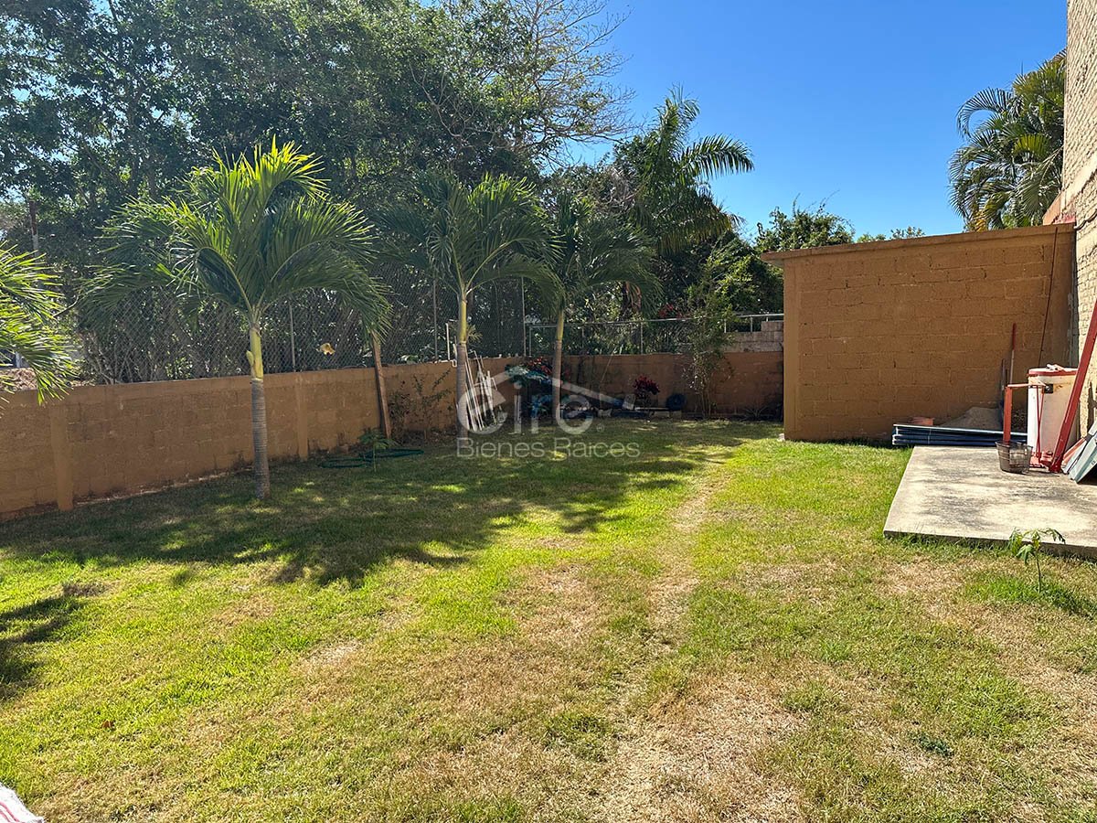 Edificio en venta en Guayabitos | 4 departamentos independientes