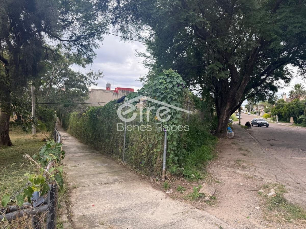 Terreno en venta en Cerro del Tesoro, Tlaquepaque | 689.62 m²