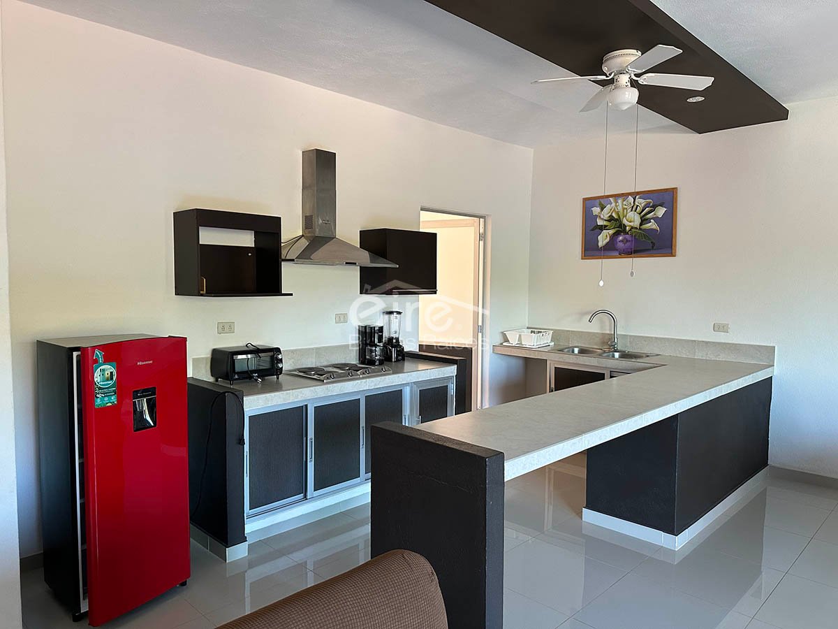 Edificio en venta en Guayabitos | 4 departamentos independientes
